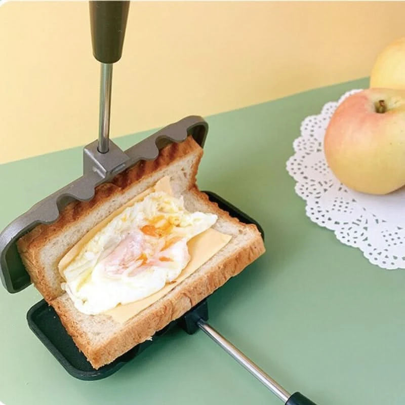 Sandwich press for baking sheet 