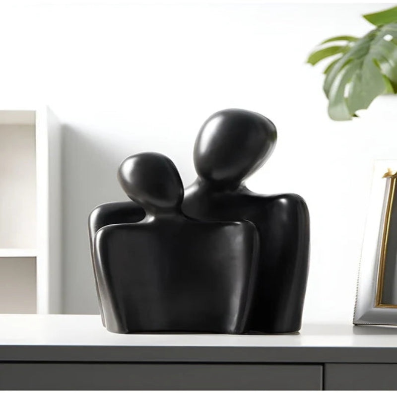 פסל מודרני המסמל קשר ורוך 