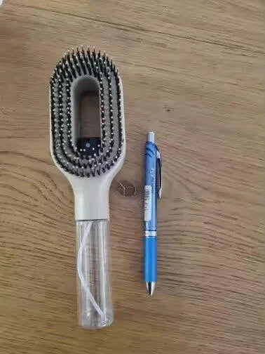Brosse Démêlante Hydratante — photo d'un client 1