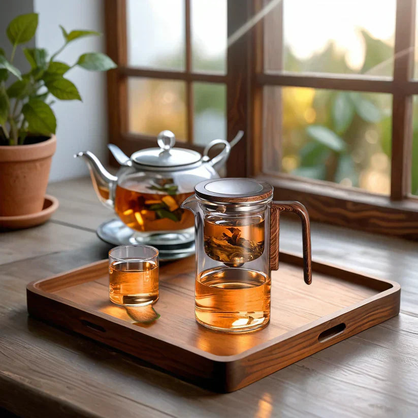 Elegant teapot for a perfect infusion without effort 