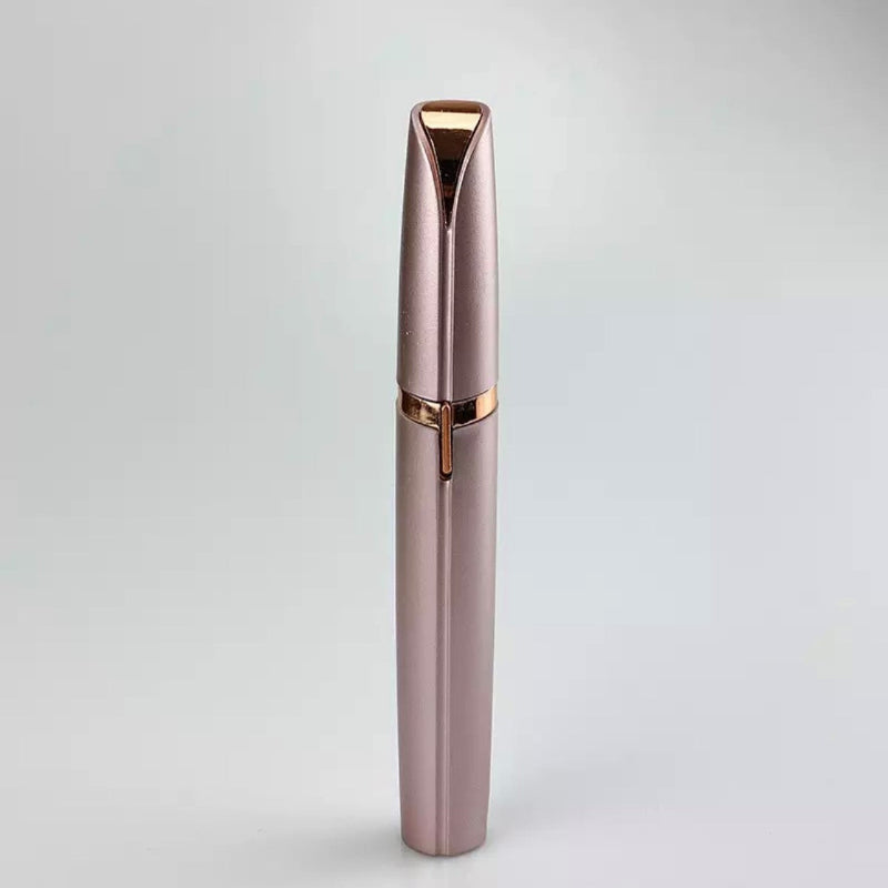 Ακριβής και ανώδυνη αποτρίχωση για καθαρές φρυδιές 